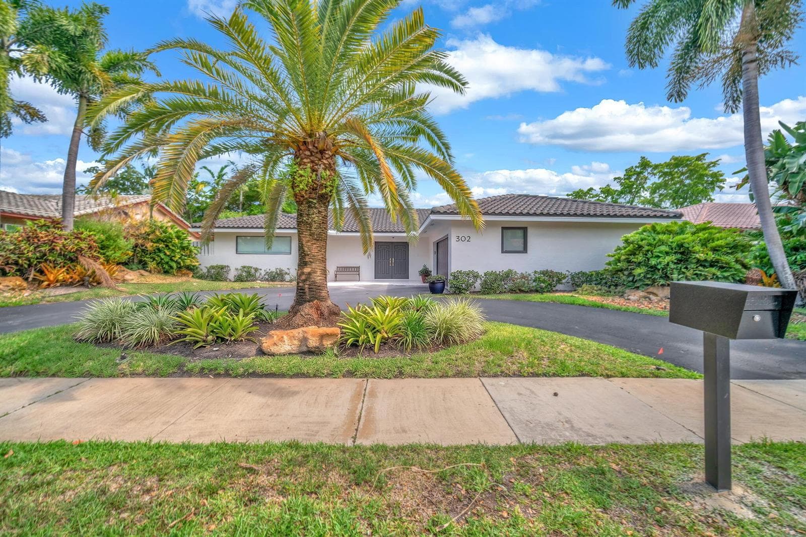 3020 N 34TH Street, Hollywood, FL 33021