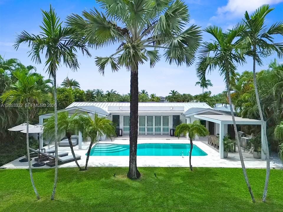 2273 Bayview Ln, North Miami, FL 33181 — zdjęcie 2