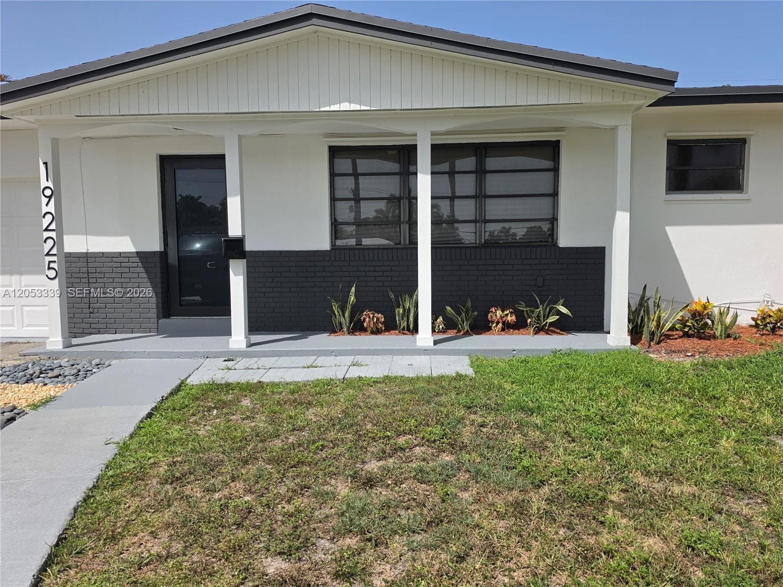 19225 Franjo Rd, Cutler Bay, FL 33157 — zdjęcie 5