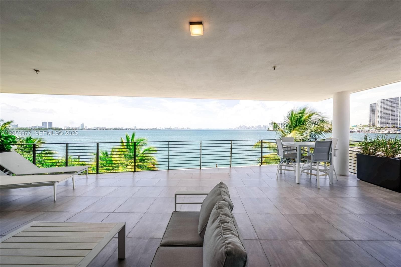 1930 Bay Dr # PH 2, Miami Beach, FL 33141 — zdjęcie 2