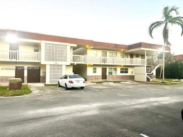 4165 SW 67th Ave # 206B, Davie, FL 33314