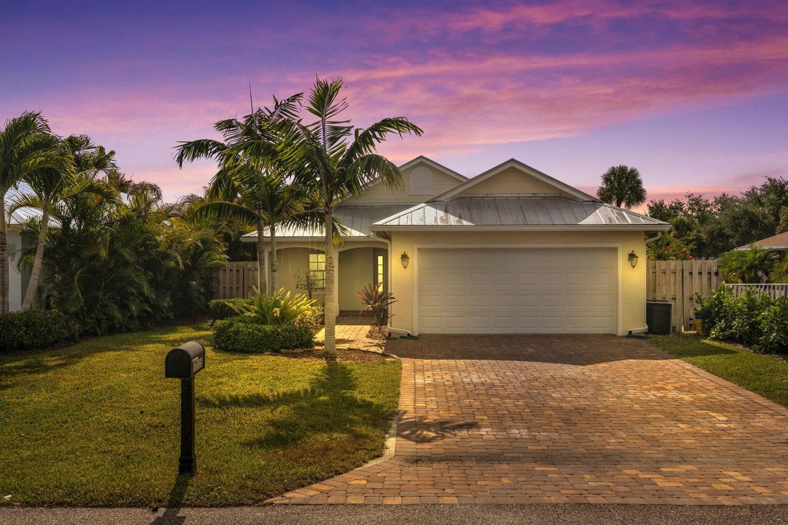 17735 CARVER Avenue, Jupiter, FL 33458 — zdjęcie 2