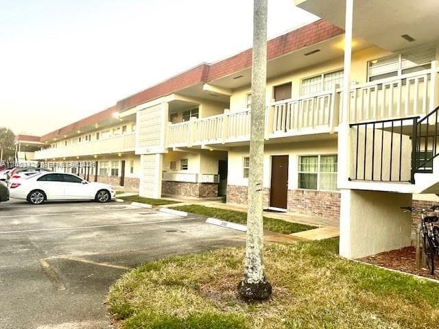 4169 SW 67th Ave # 116A, Davie, FL 33314