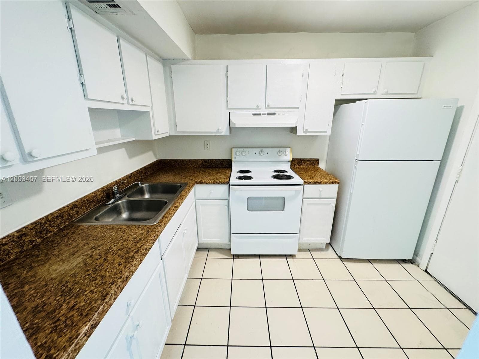 3610 NW 21st St # 205, Lauderdale Lakes, FL 33311 — zdjęcie 3