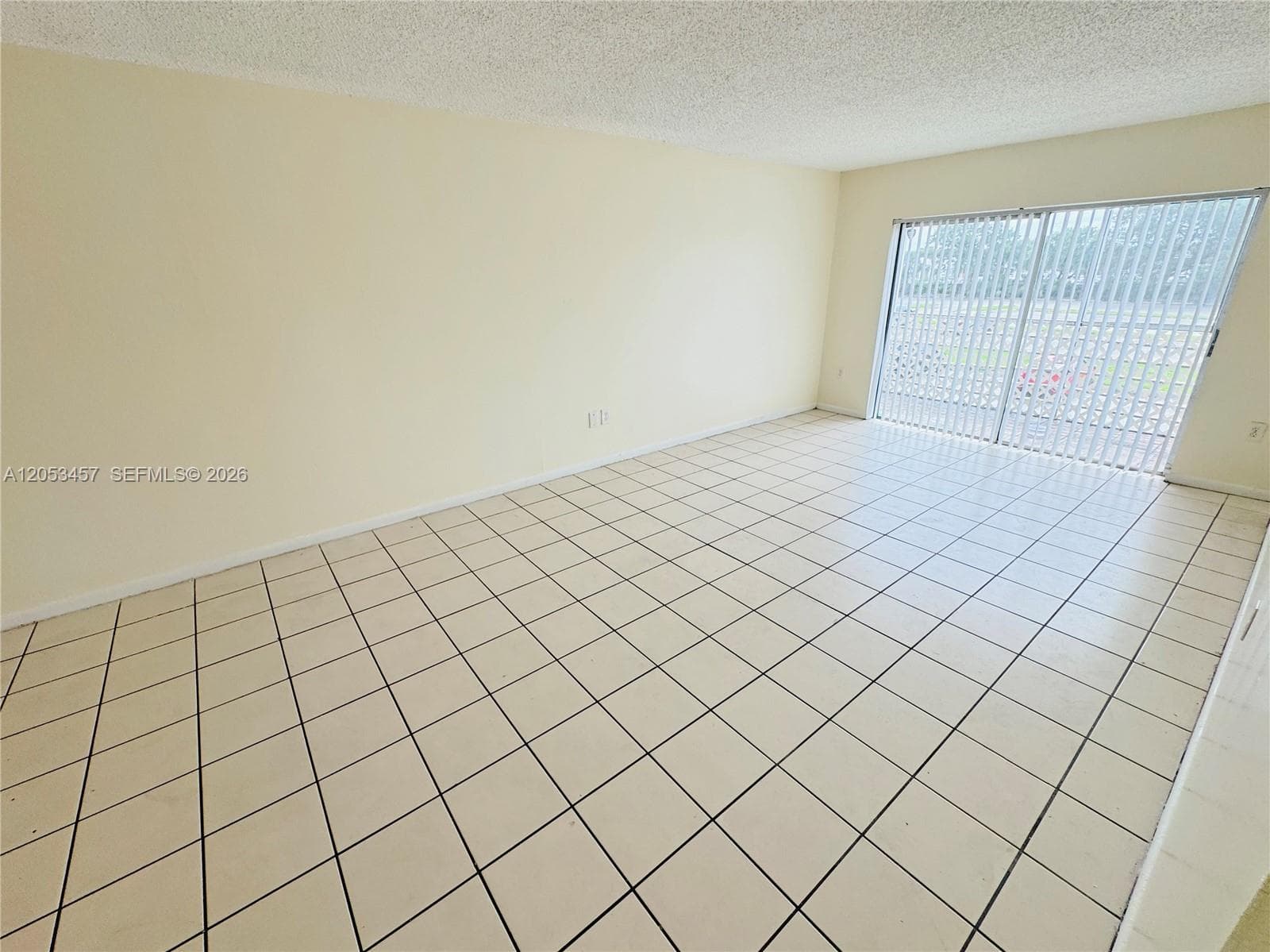 3610 NW 21st St # 205, Lauderdale Lakes, FL 33311