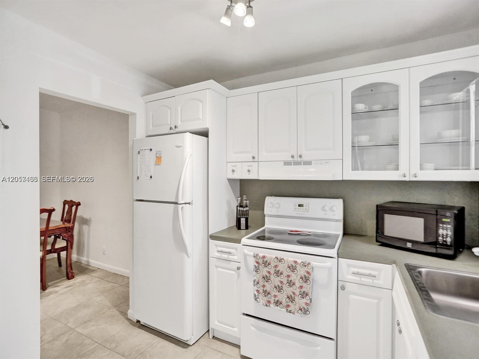 2040 NW 81st Ave # 117, Pembroke Pines, FL 33024 — zdjęcie 2