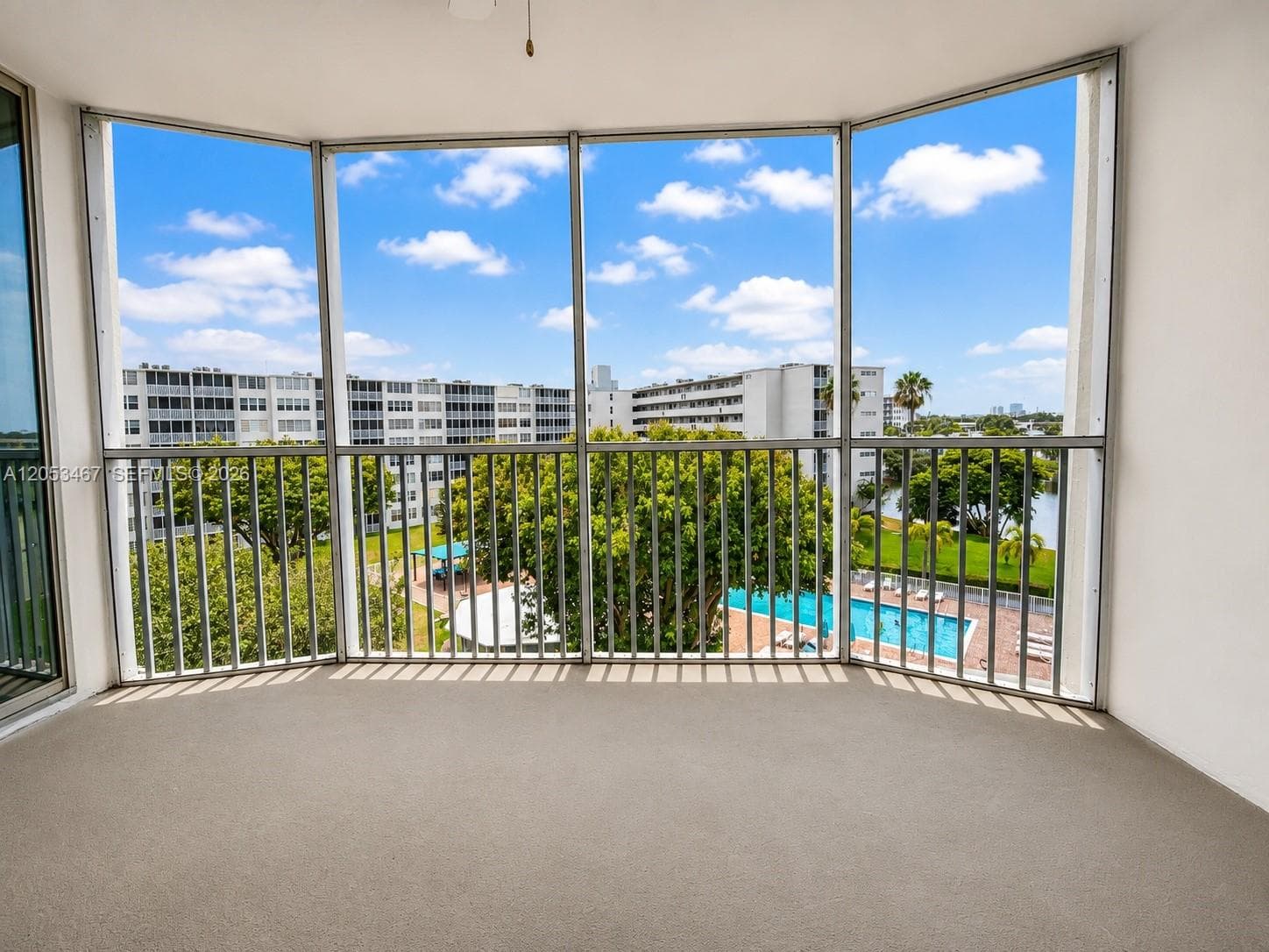 1750 NE 191st St # 605-1, Miami, FL 33179 — zdjęcie 5