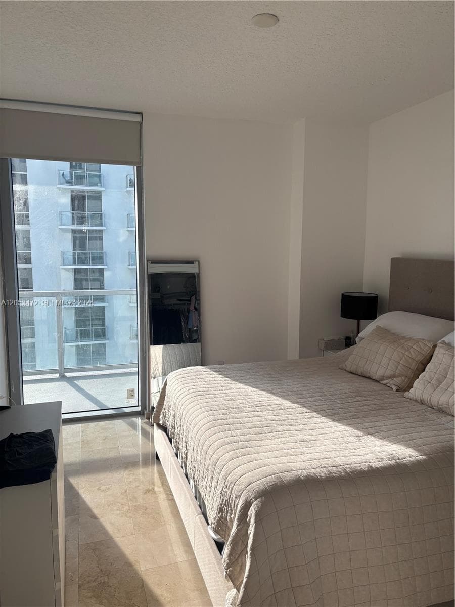 1050 Brickell Ave # 2910, Miami, FL 33131 — zdjęcie 2