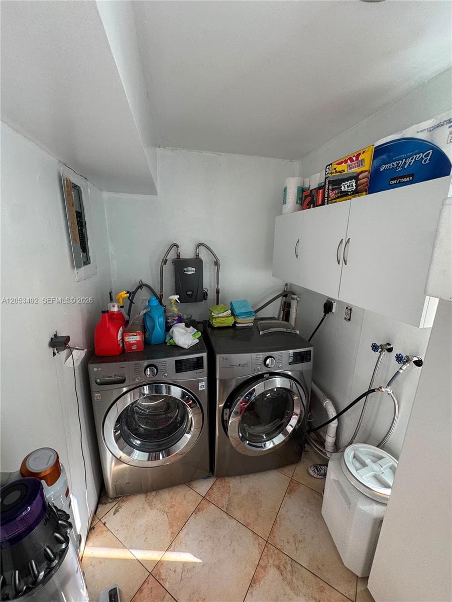 1941 NW 33rd St, Oakland Park, FL 33309 — zdjęcie 3