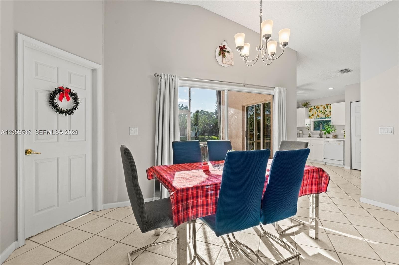 112 Caribe Ct, Green Acres, FL 33413 — zdjęcie 3