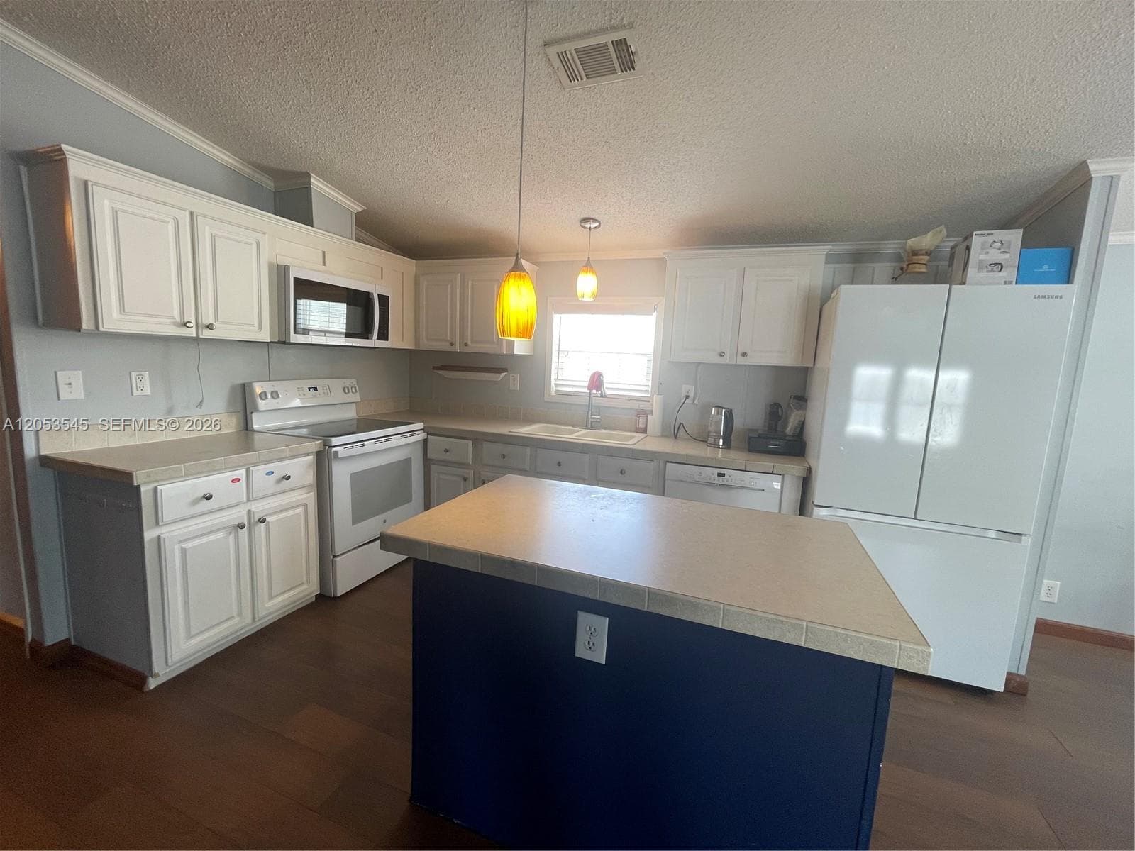 3070 Cove Dr, Dania Beach, FL 33312 — zdjęcie 5