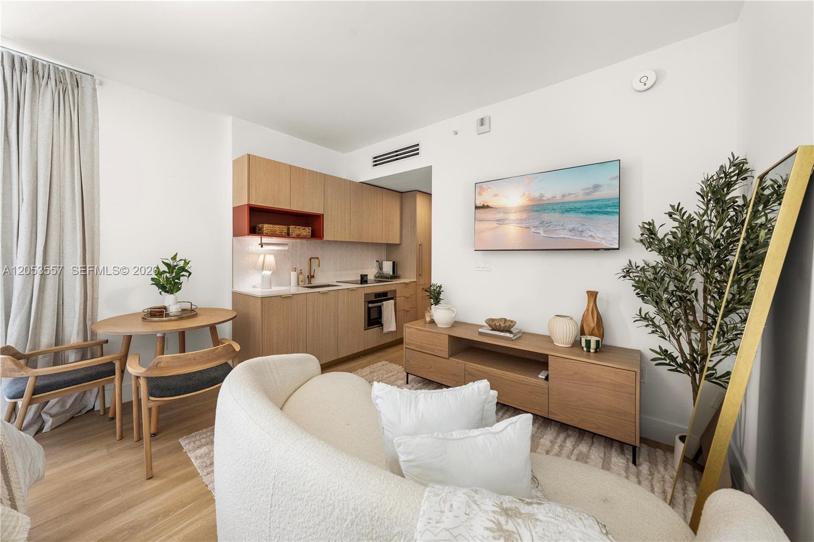90 NE 32 St # 715, Miami, FL 33127 — zdjęcie 2