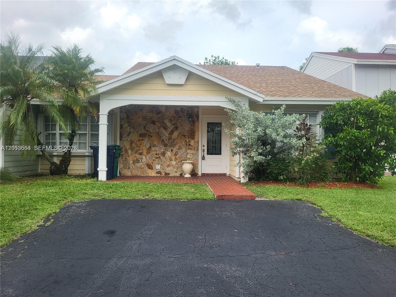 14419 SW 142nd Ct, Miami, FL 33186