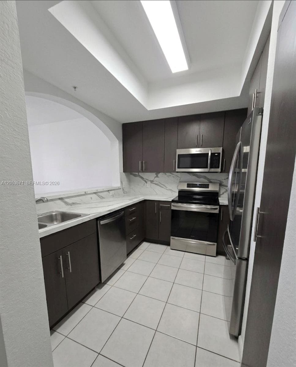 8936 W Flagler St # 204, Miami, FL 33174 — zdjęcie 3