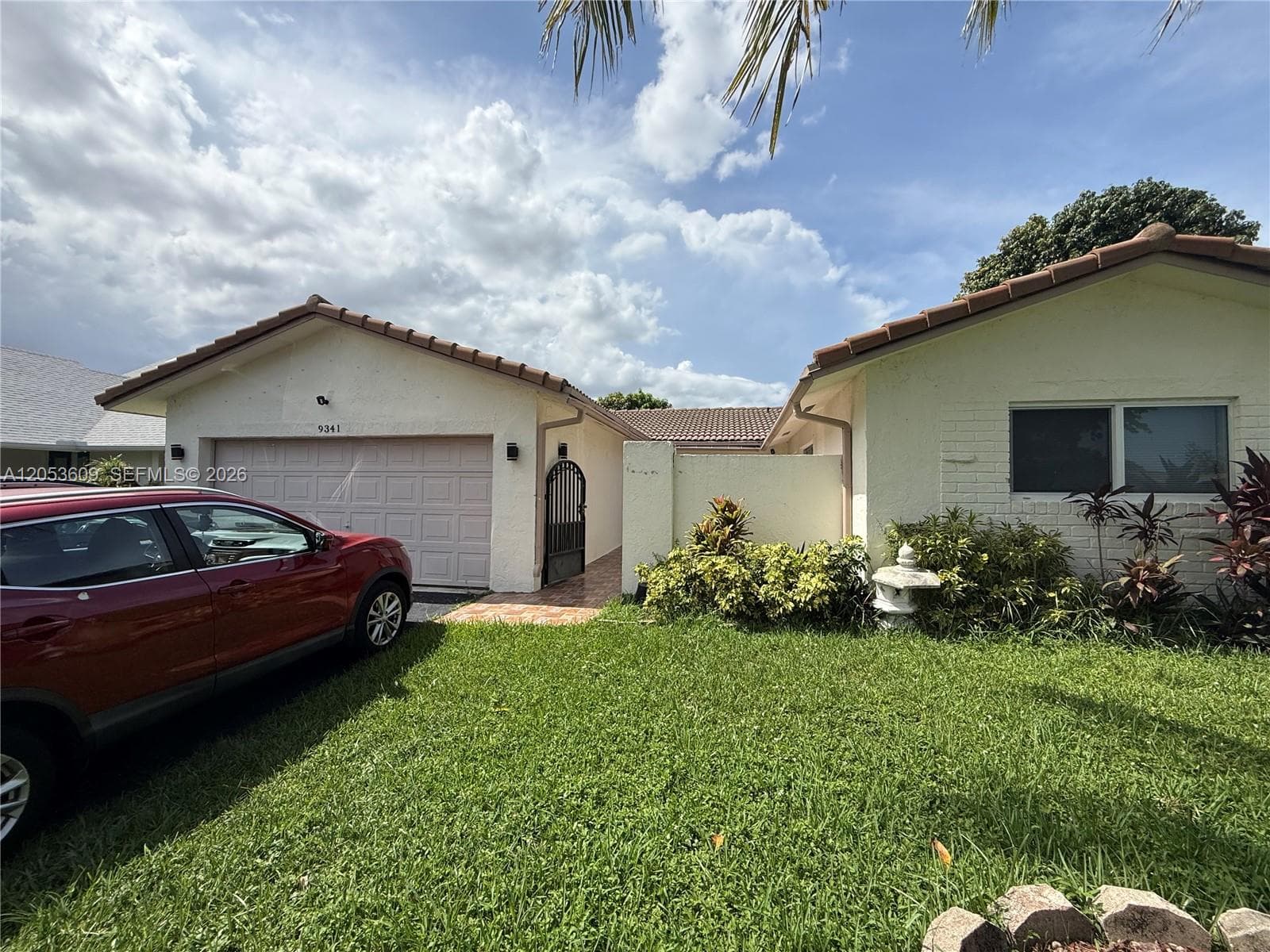 9341 NW 39th St, Sunrise, FL 33351 — zdjęcie 2
