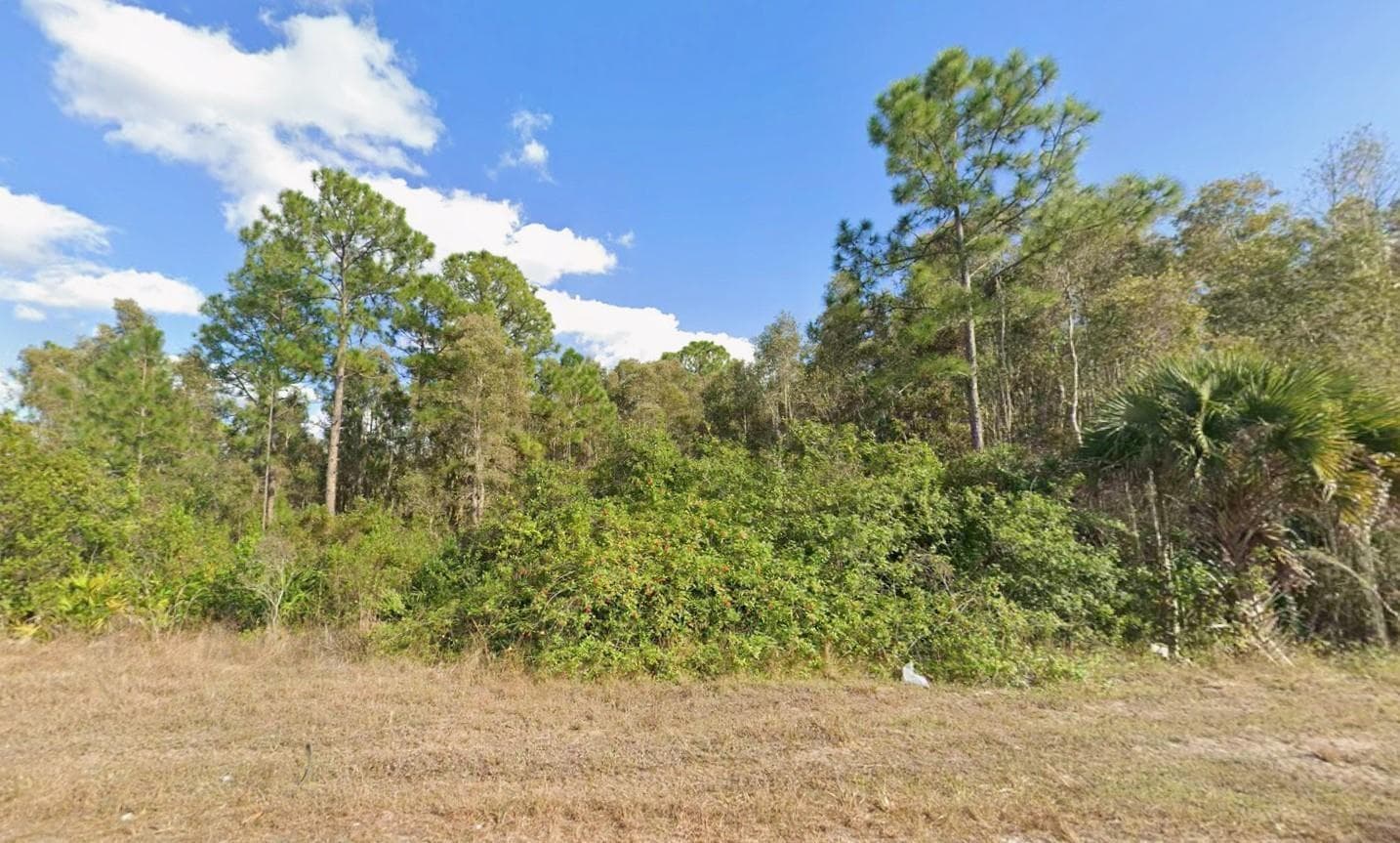 1013 LEGION Avenue, Lehigh Acres, FL 33936