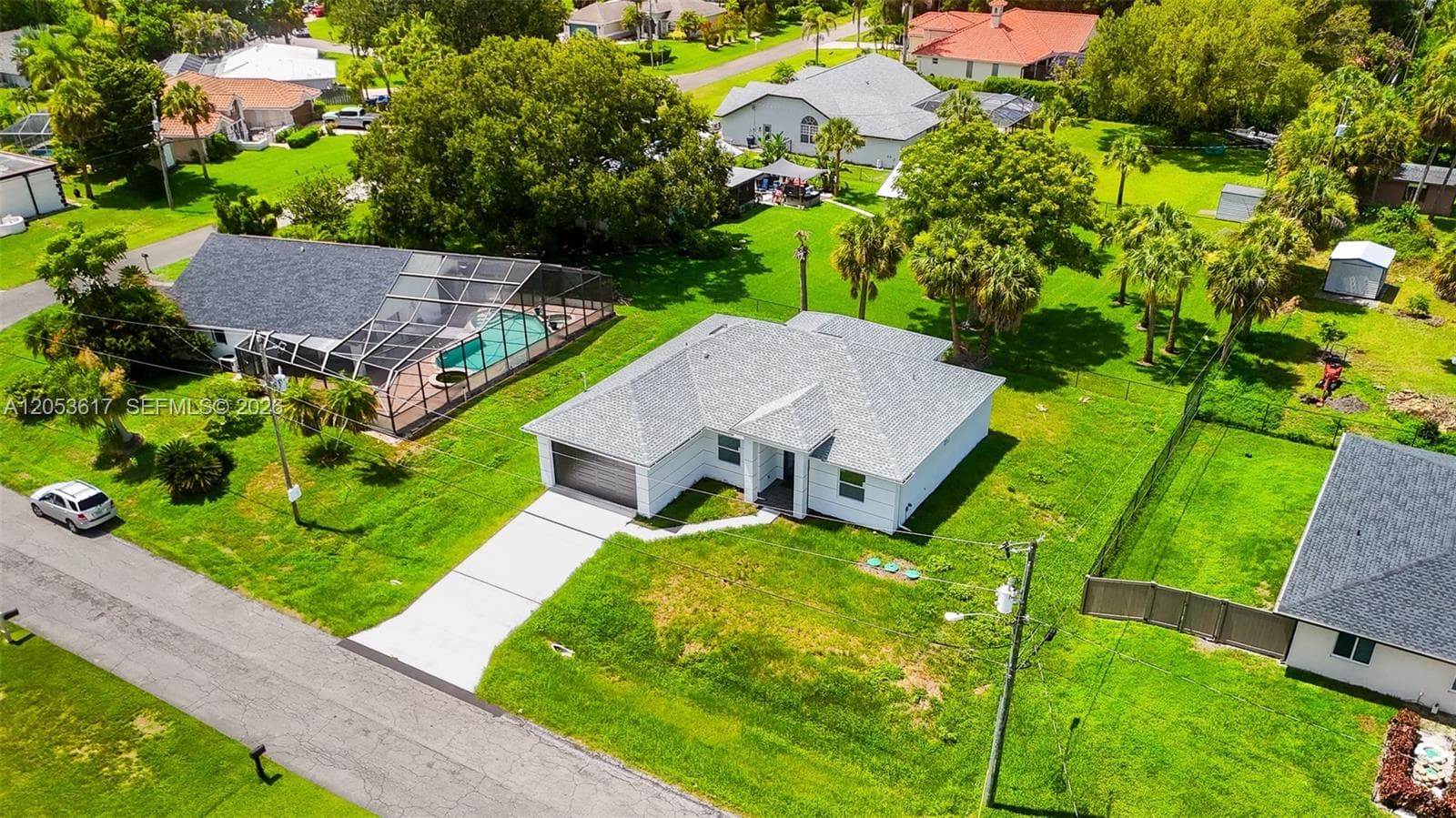 2524 LAKEVIEW DR, Lehigh Acres, FL 33936 — zdjęcie 3