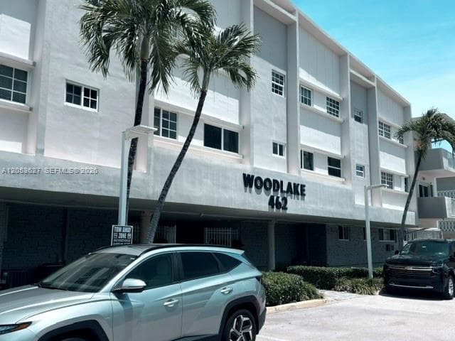 462 Golden Isles Dr # 203, Hallandale Beach, FL 33009 — zdjęcie 2