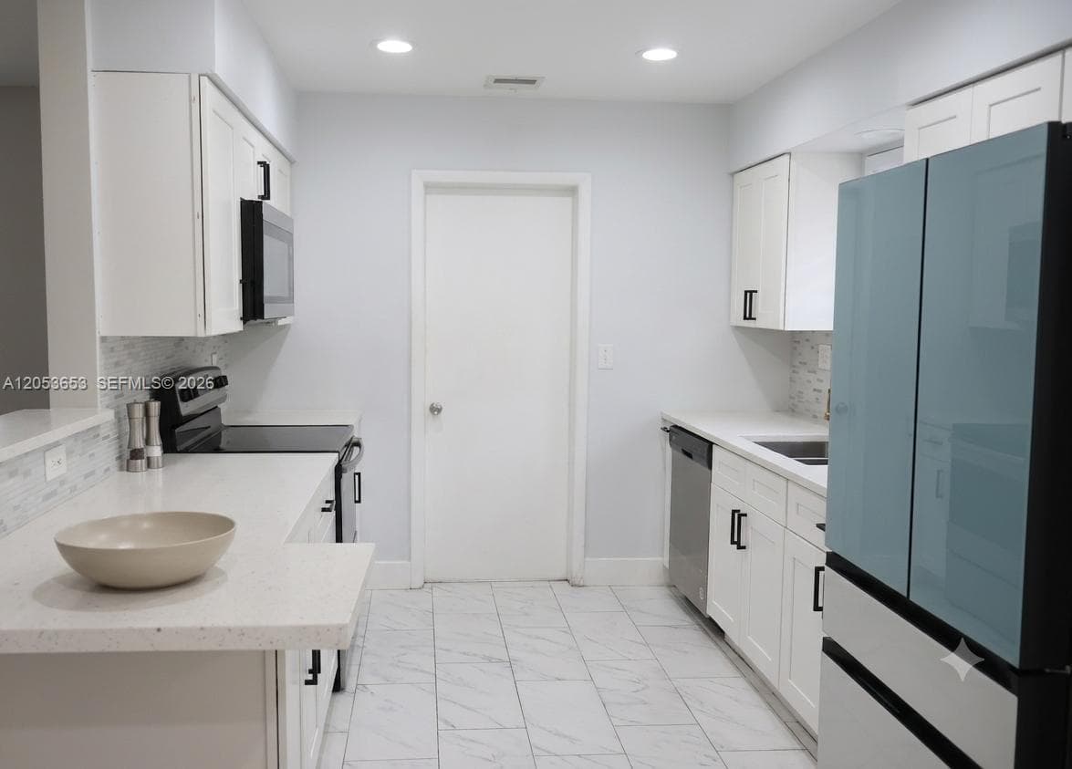 351 NW 206th Ter, Miami Gardens, FL 33169 — zdjęcie 3