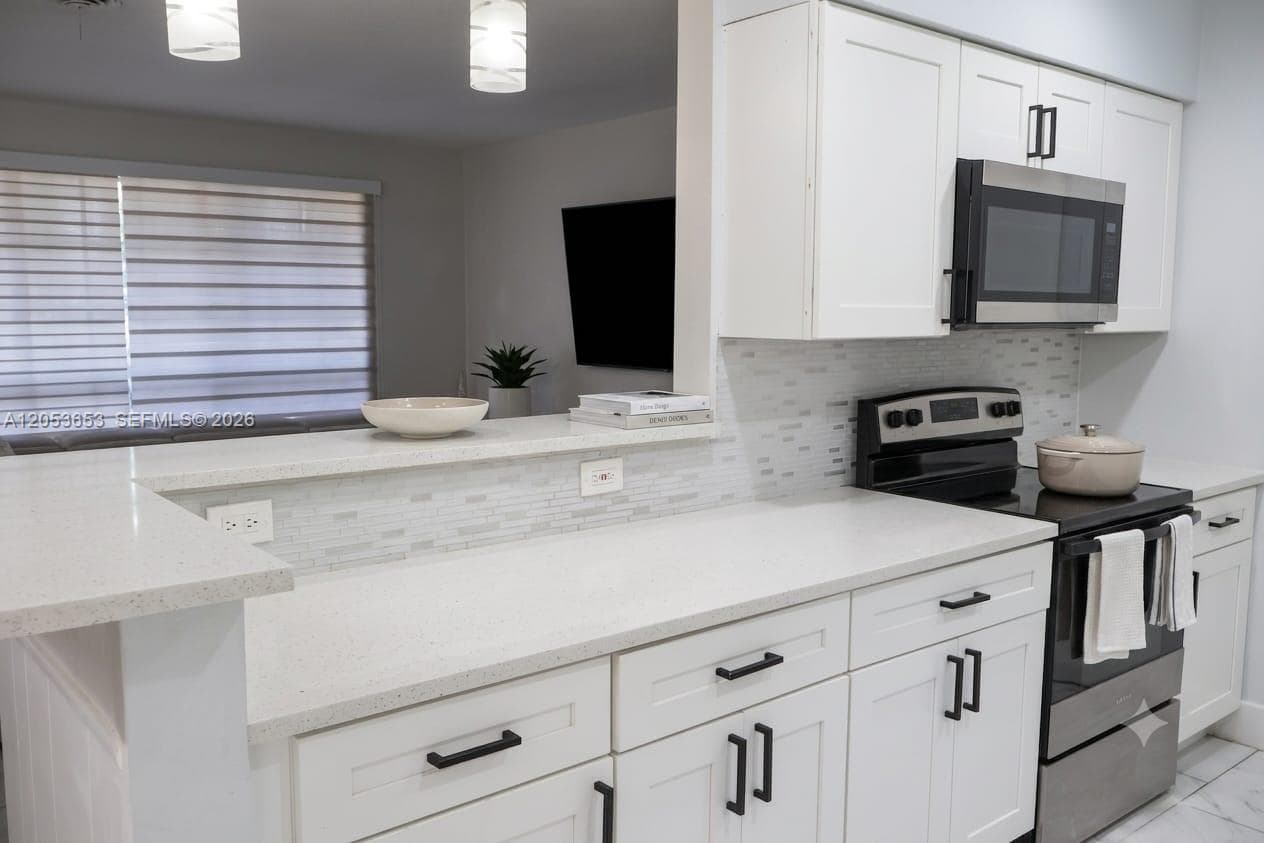 351 NW 206th Ter, Miami Gardens, FL 33169 — zdjęcie 4