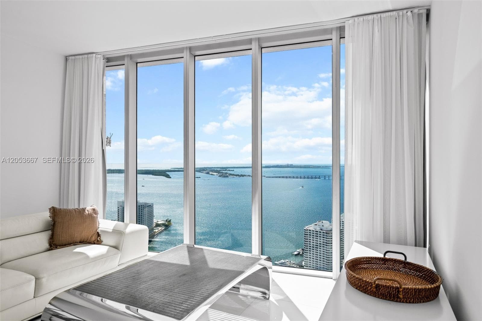 485 Brickell Ave # 4410, Miami, FL 33131 — zdjęcie 3