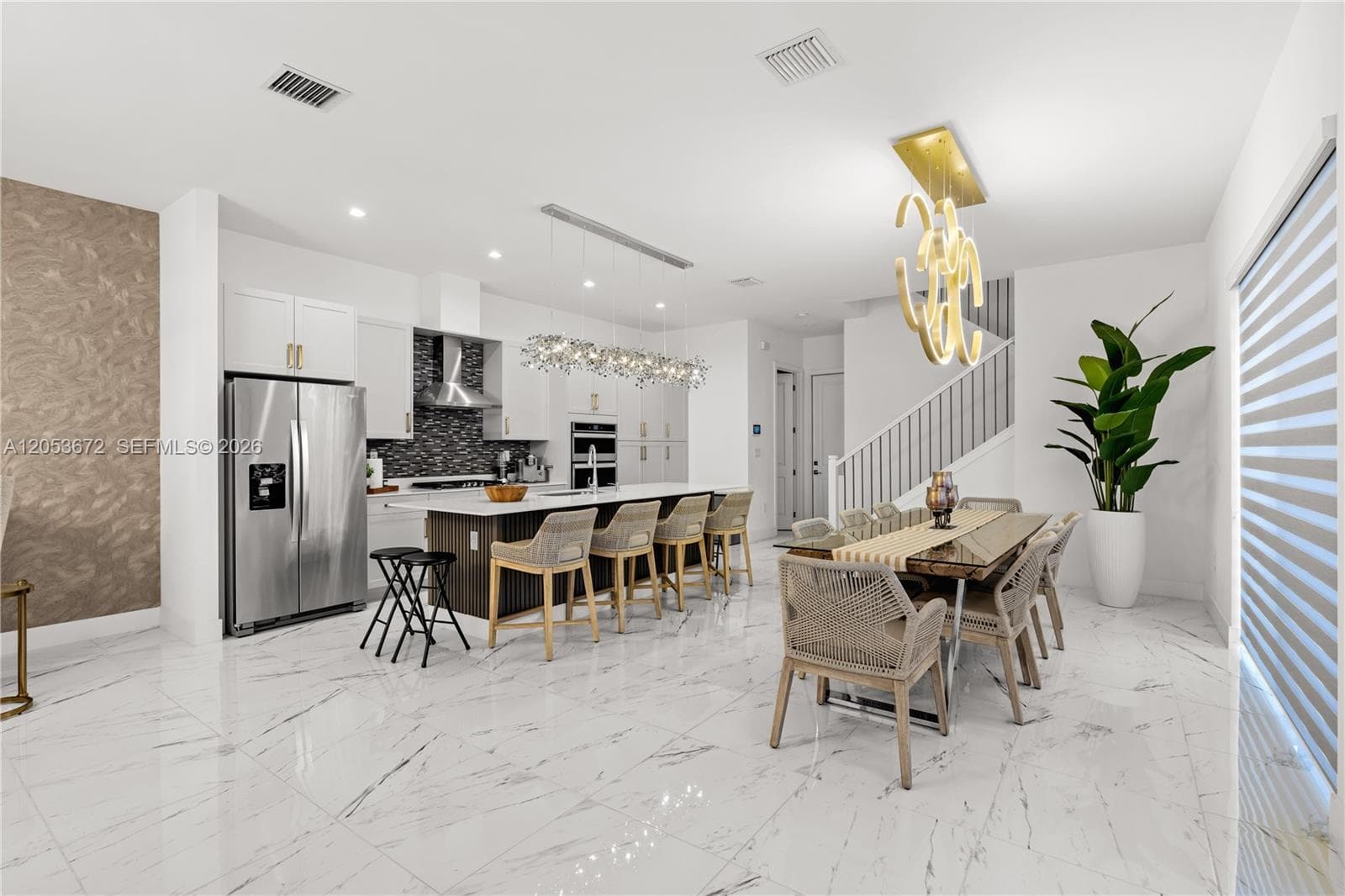 4374 NW 81st Ave, Doral, FL 33166