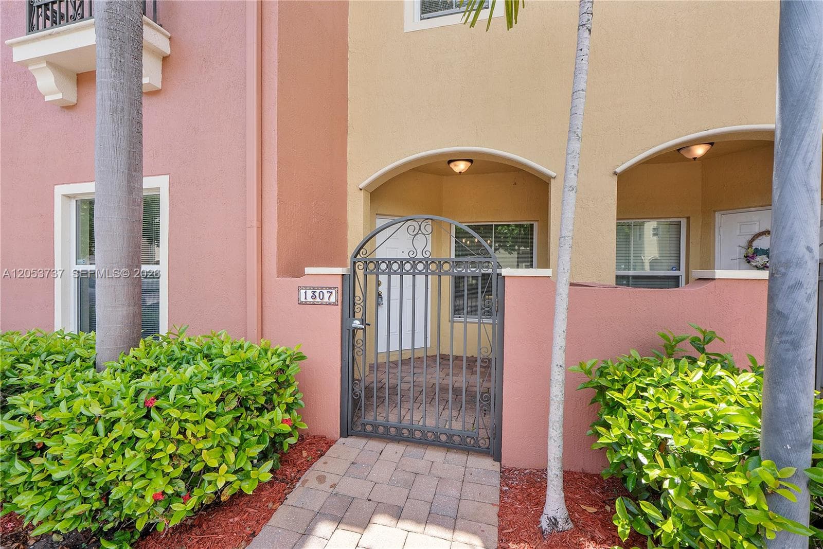 2851 W Prospect Rd # 1307, Tamarac, FL 33309 — zdjęcie 2