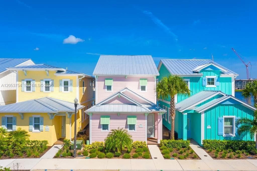 8117 Surf St, Kissimmee, FL 34747