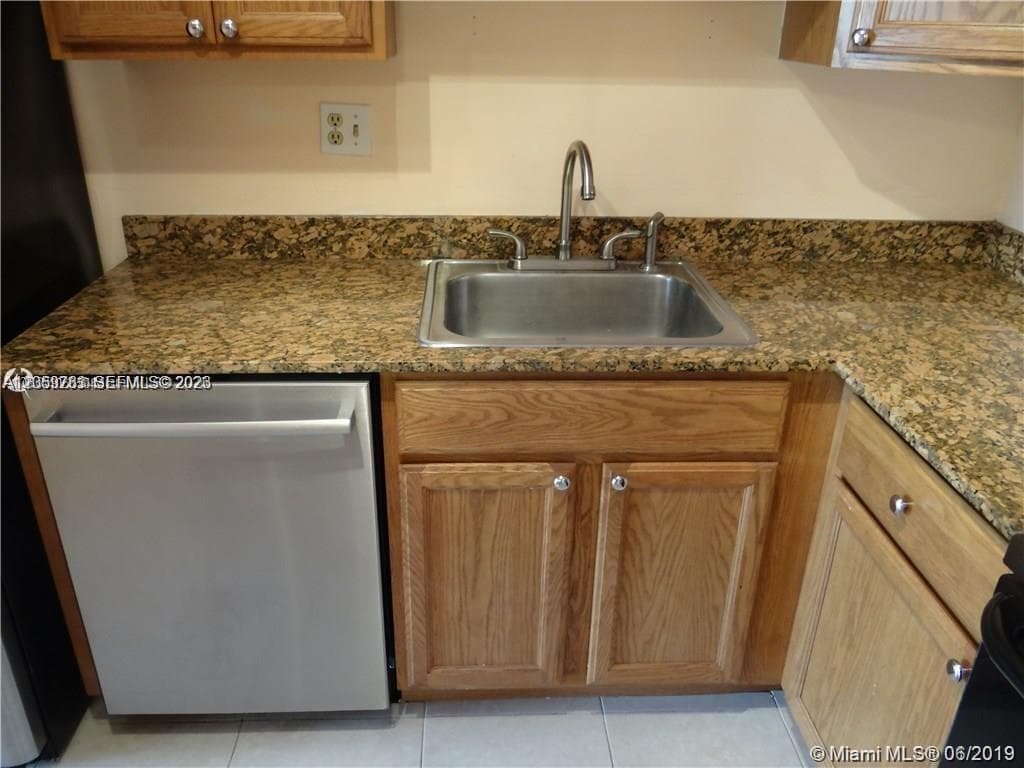 2741 Taft St # 206, Hollywood, FL 33020 — zdjęcie 5