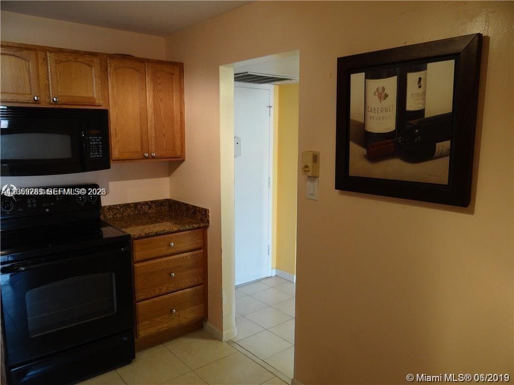 2741 Taft St # 206, Hollywood, FL 33020 — zdjęcie 4