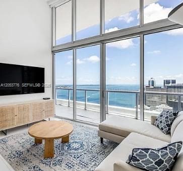 495 Brickell Ave # 4105, Miami, FL 33131