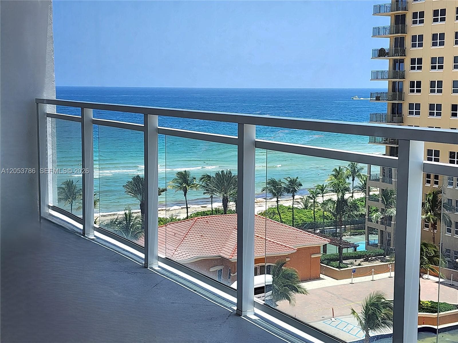 2030 S Ocean Dr # 810, Hallandale Beach, FL 33009