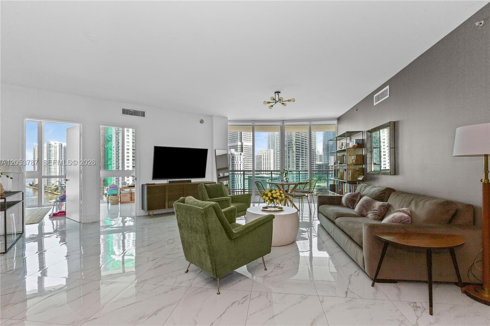 350 S Miami Ave # 2102, Miami, FL 33130 — zdjęcie 5