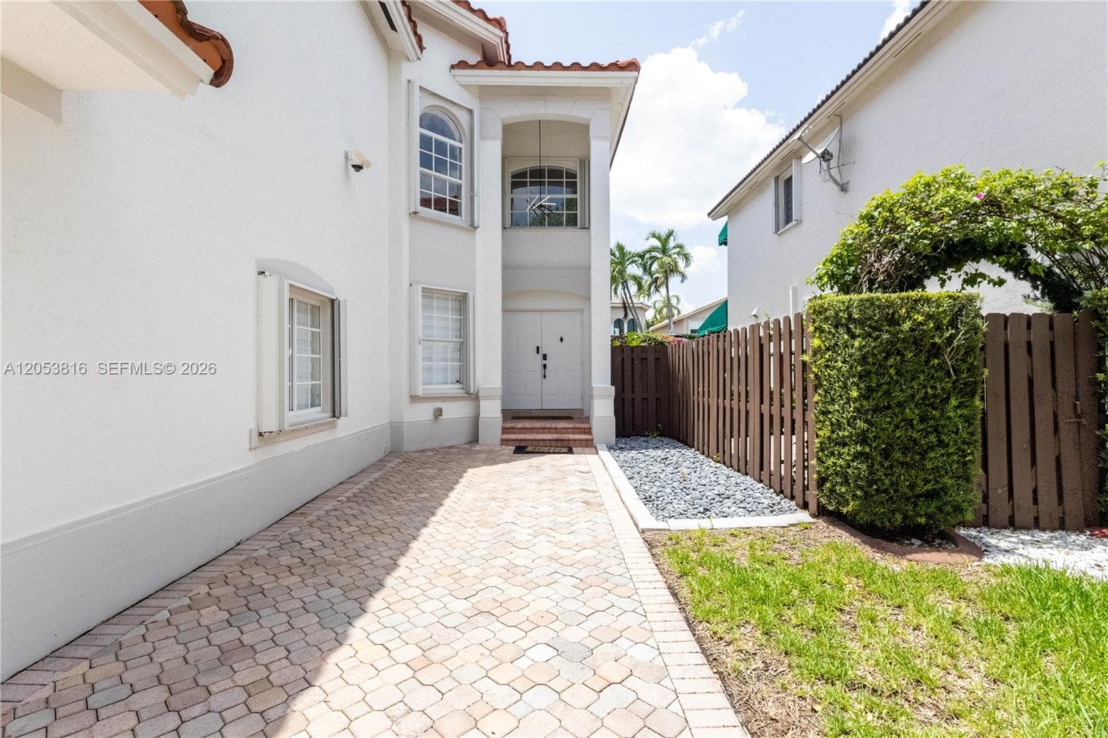 10873 NW 71st St, Doral, FL 33178 — zdjęcie 2