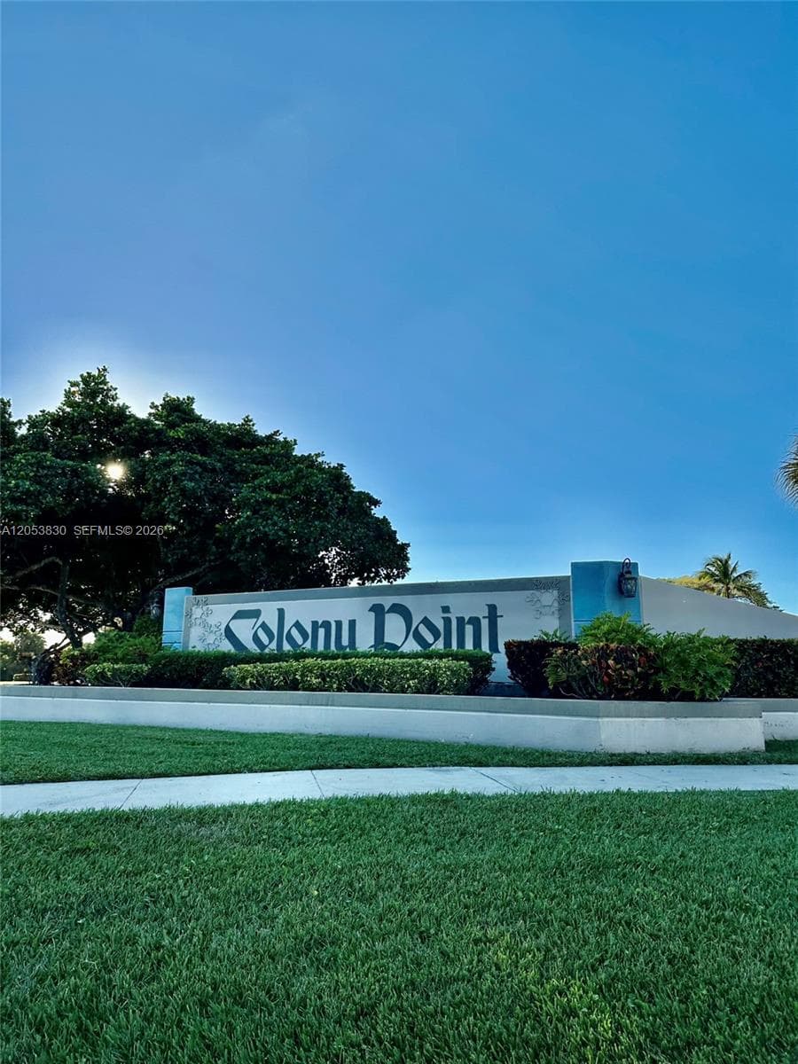 1000 Colony Point Cir # 303, Pembroke Pines, FL 33026