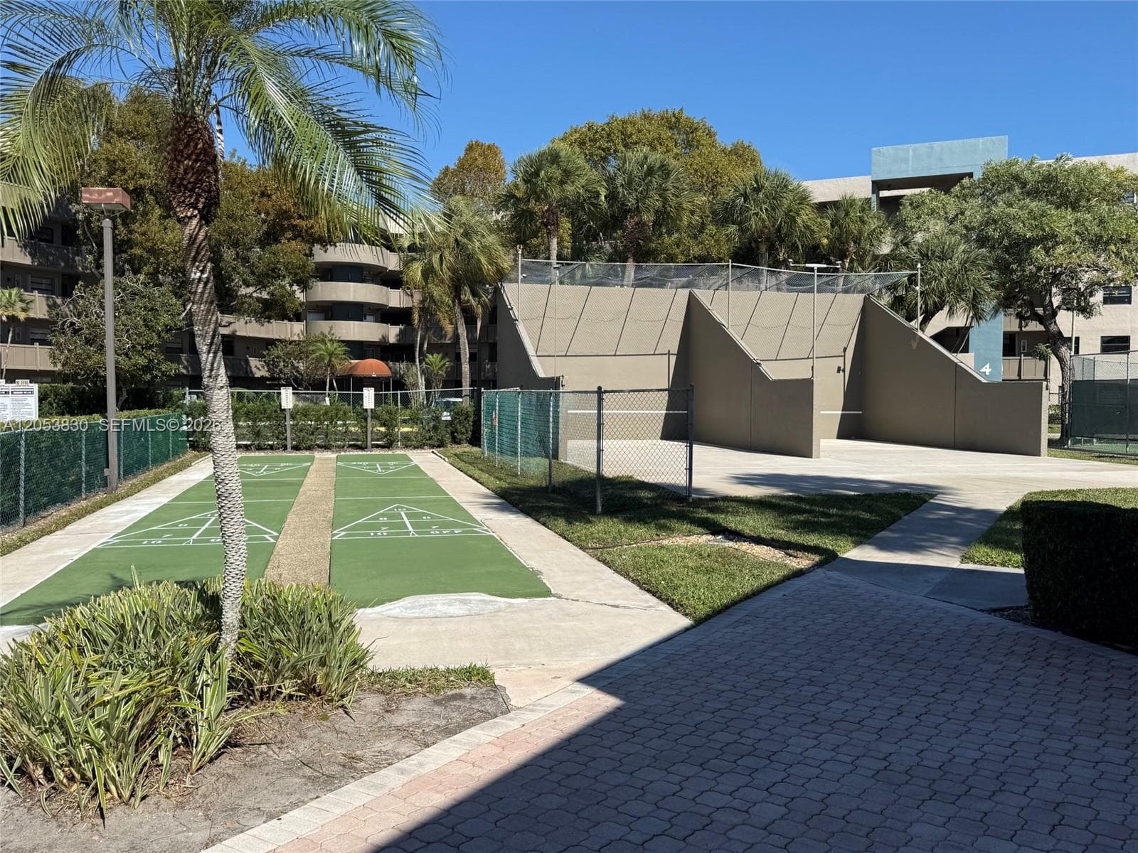 1000 Colony Point Cir # 303, Pembroke Pines, FL 33026 — zdjęcie 5