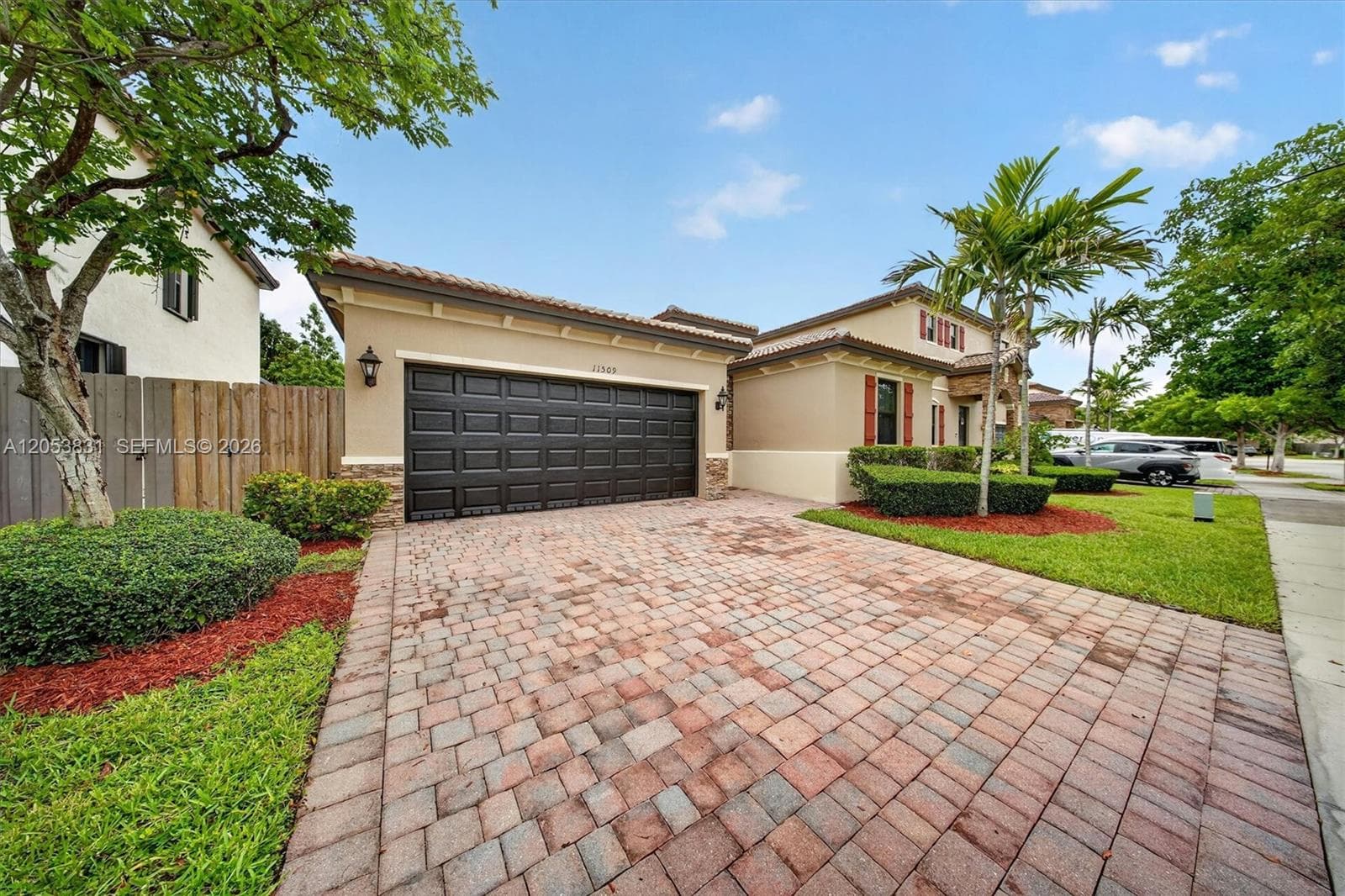 11509 SW 238 Terrace, Miami, FL 33032 — zdjęcie 2