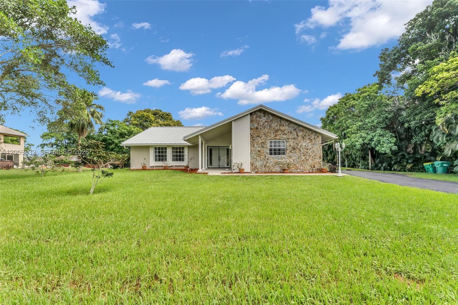 11501 SW 3rd St, Plantation, FL 33325 — zdjęcie 2