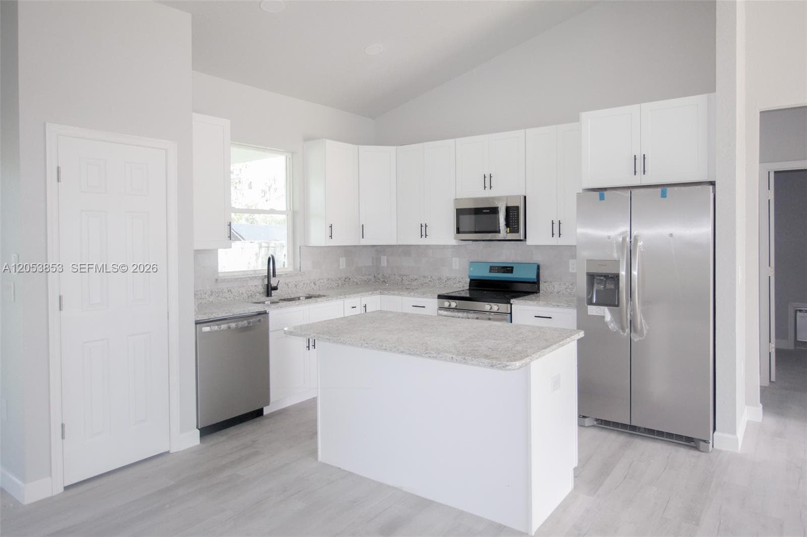 4200 Leaf Rd, Other City - In The State Of Florida, FL 33875 — zdjęcie 4
