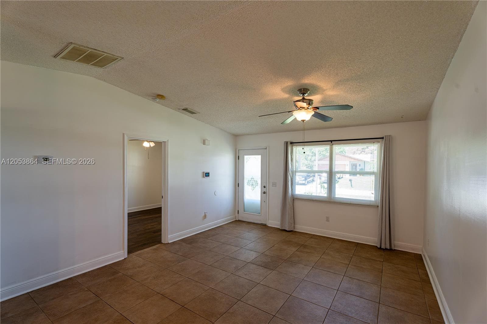 618 SW Ray Ave, Port St. Lucie, FL 34983 — zdjęcie 3