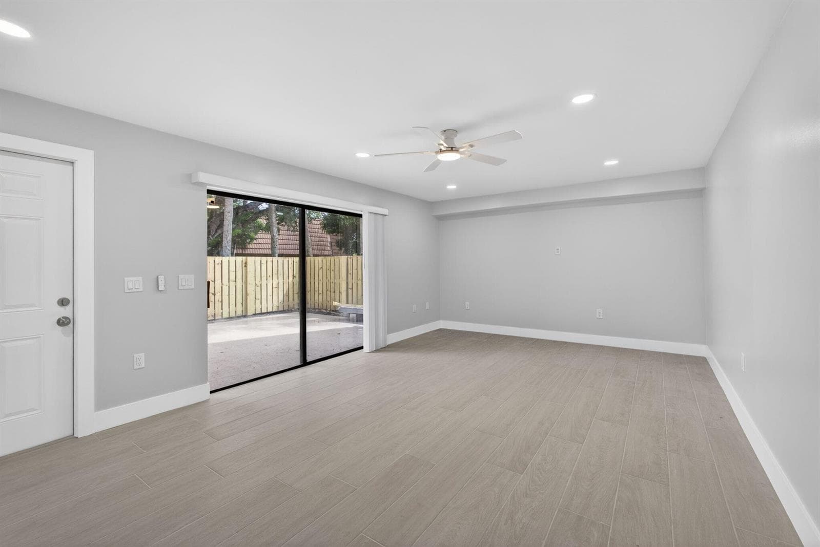 183 Charter Way, West Palm Beach, FL 33407 — zdjęcie 5
