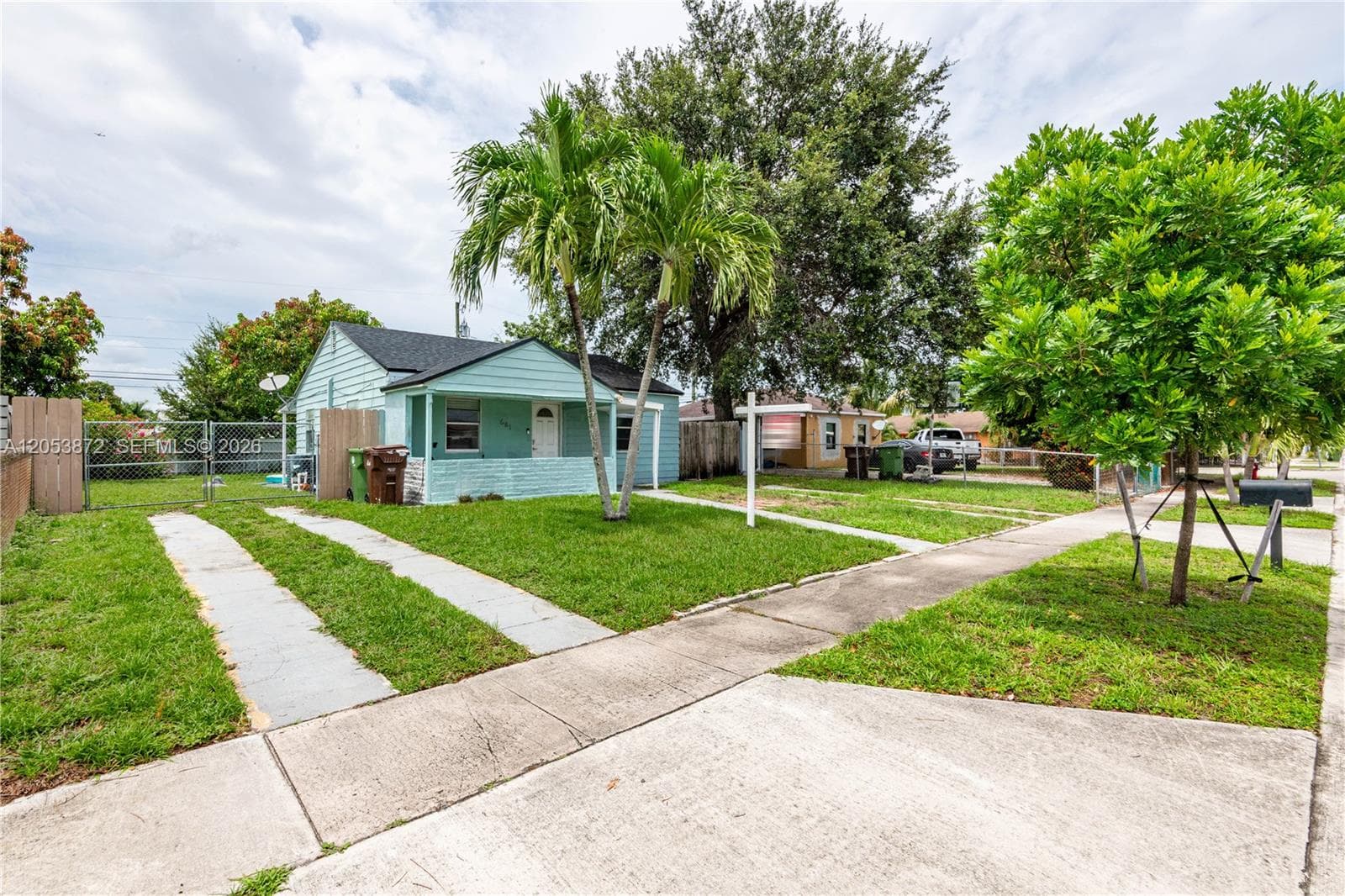 681 NE 1st Pl, Hialeah, FL 33010