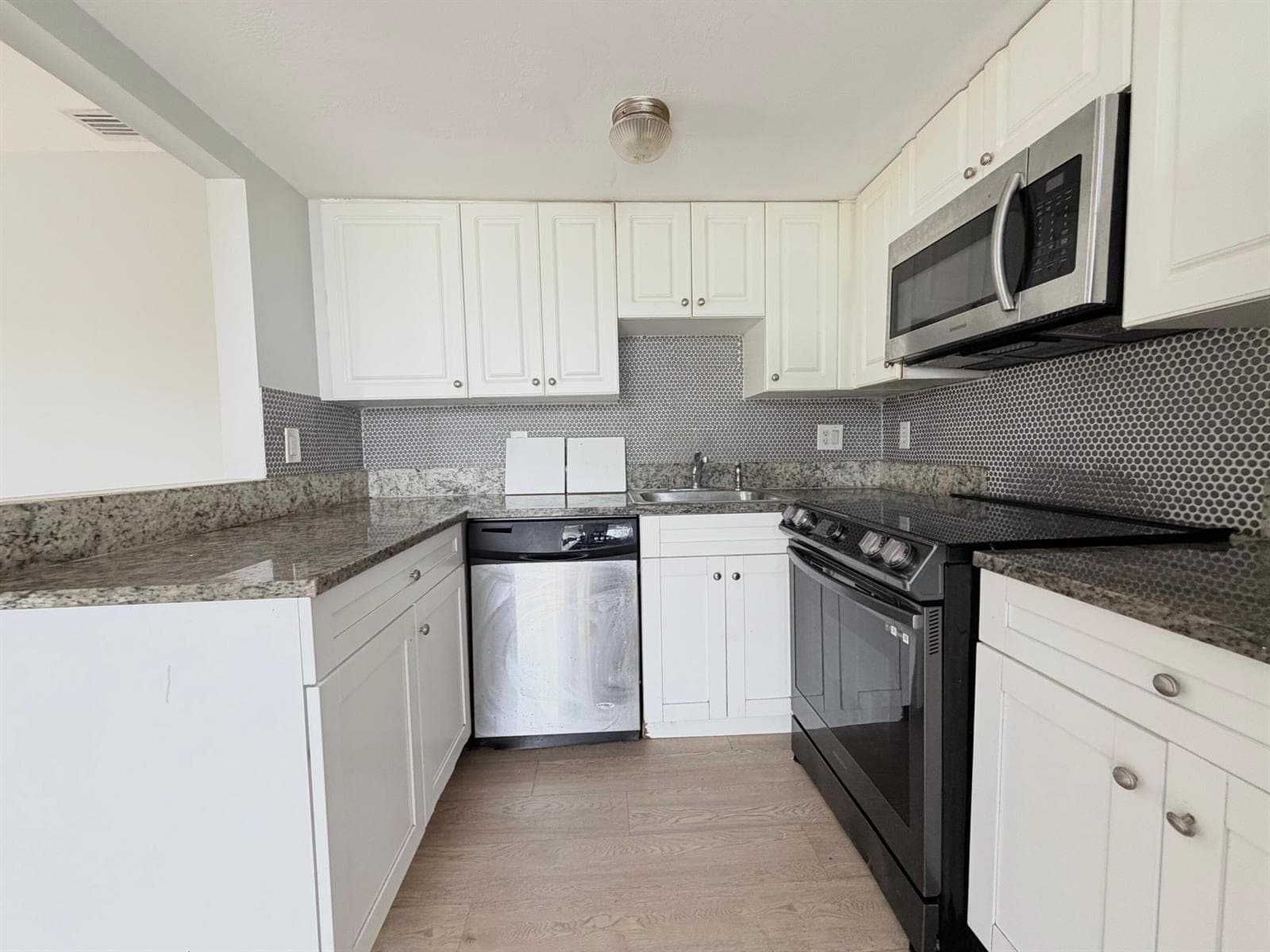 1501 Crescent Circle # E45, Lake Park, FL 33403 — zdjęcie 2