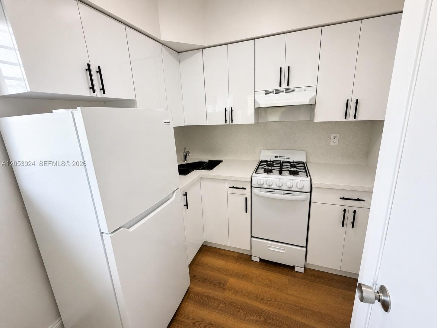 34 Madeira Ave # 6, Coral Gables, FL 33134 — zdjęcie 3