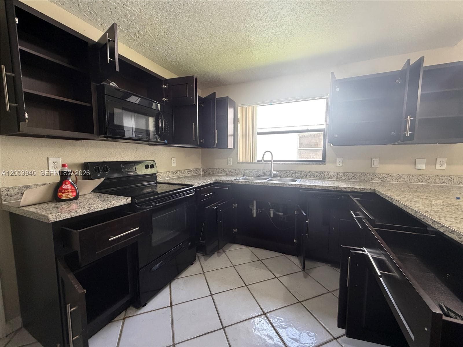 15600 Gauntlet Hall Mnr, Davie, FL 33331 — zdjęcie 4
