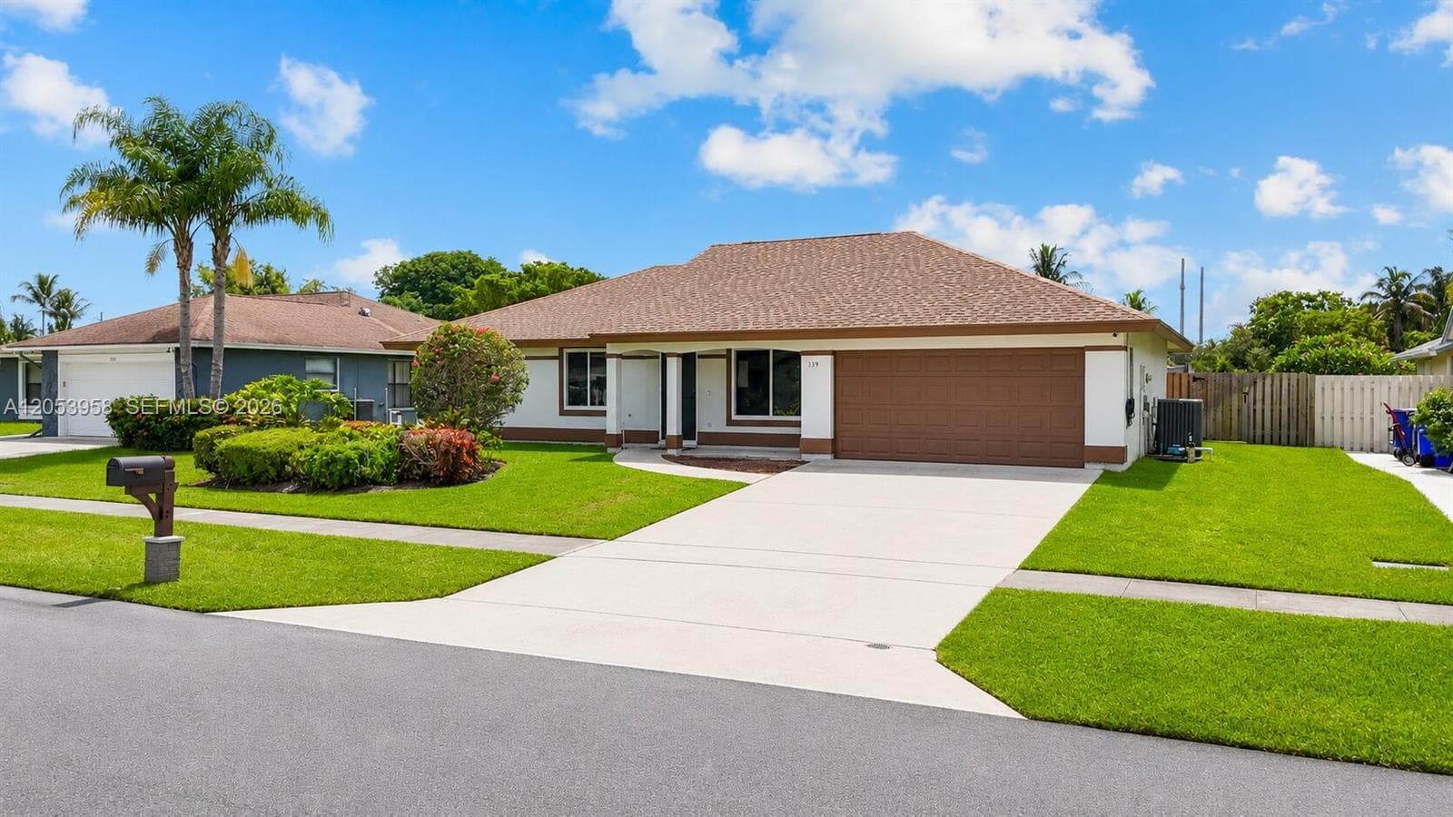 139 Galiano St, Royal Palm Beach, FL 33411 — zdjęcie 2