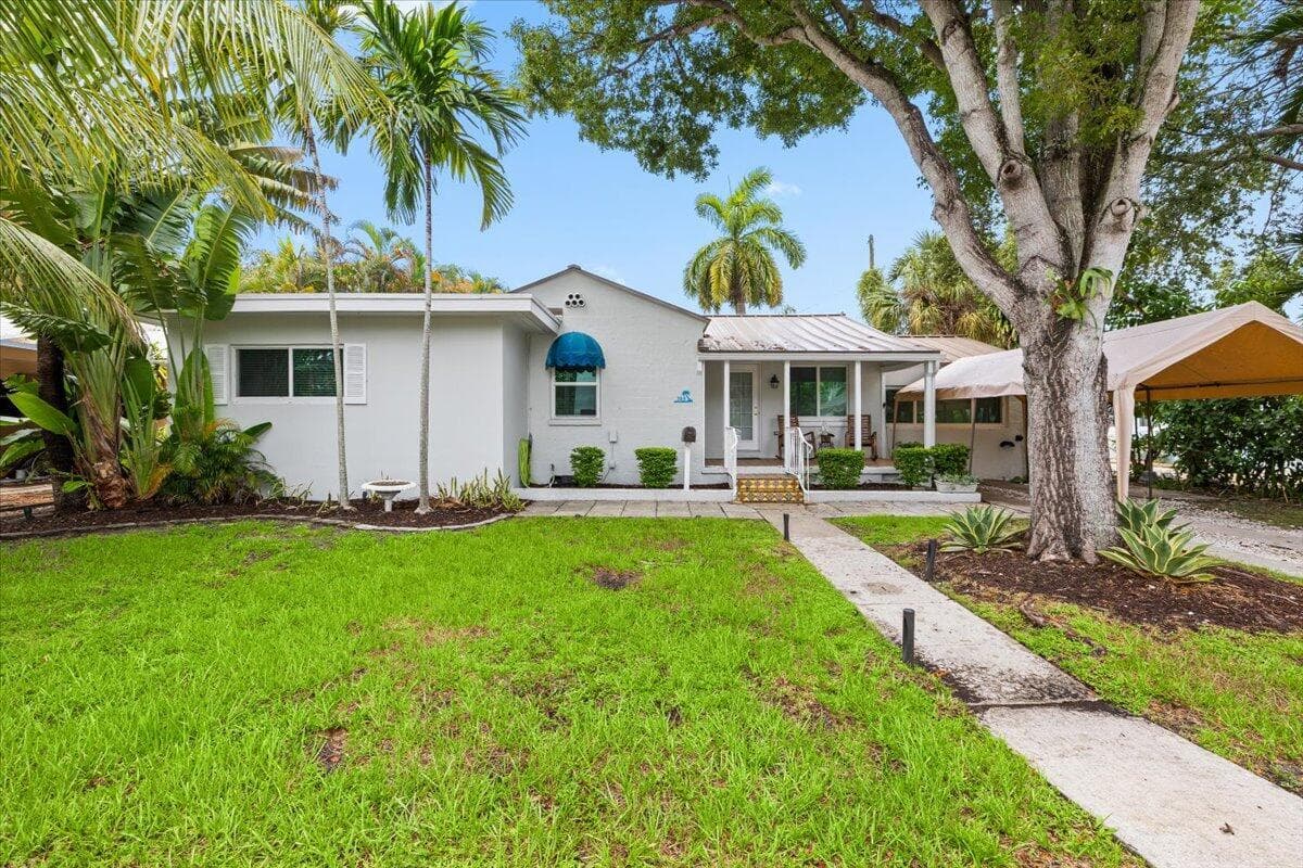 305 NE 14th Avenue, Fort Lauderdale, FL 33301