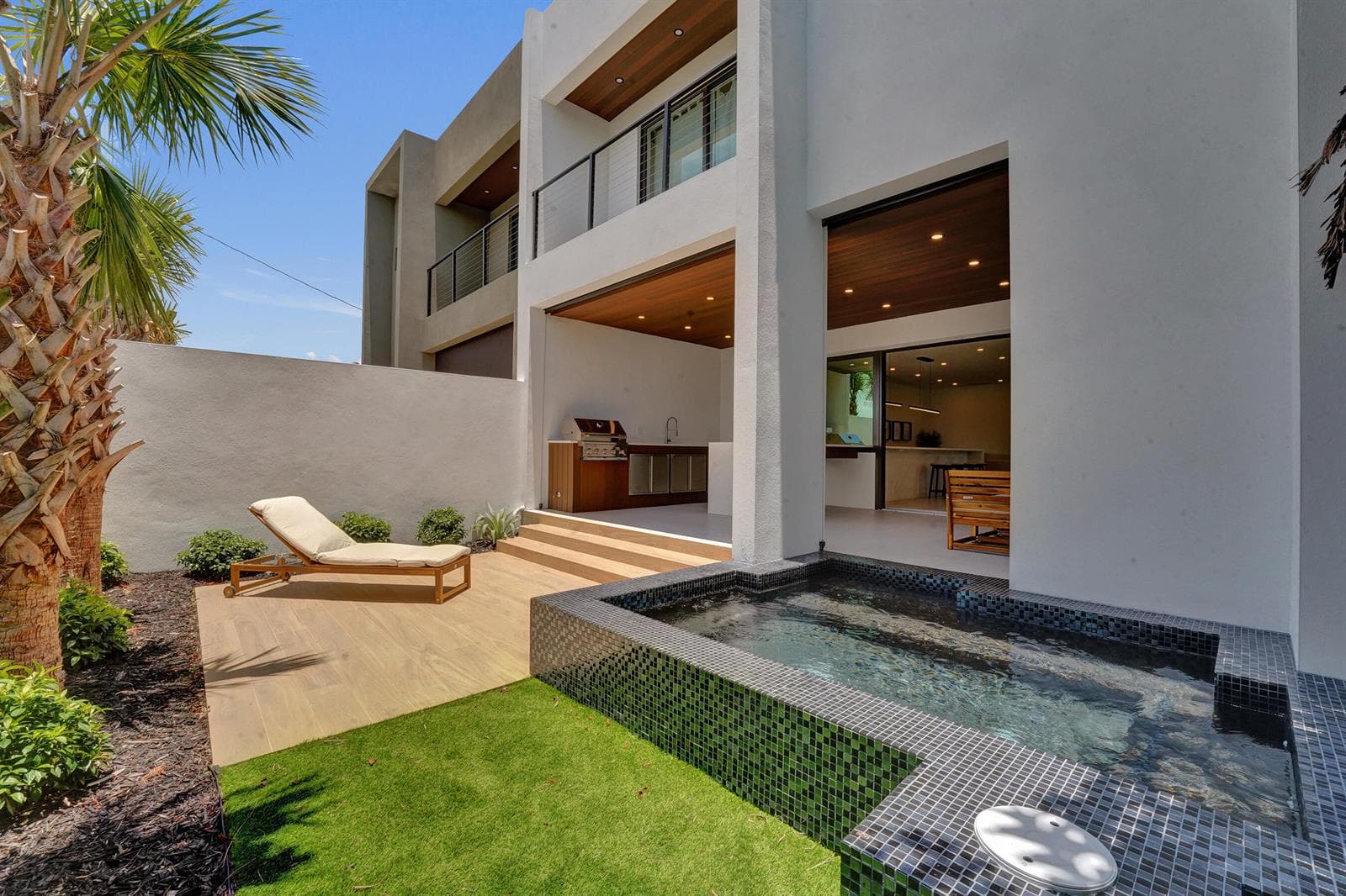1527 NE 15TH Avenue, Fort Lauderdale, FL 33304 — zdjęcie 2