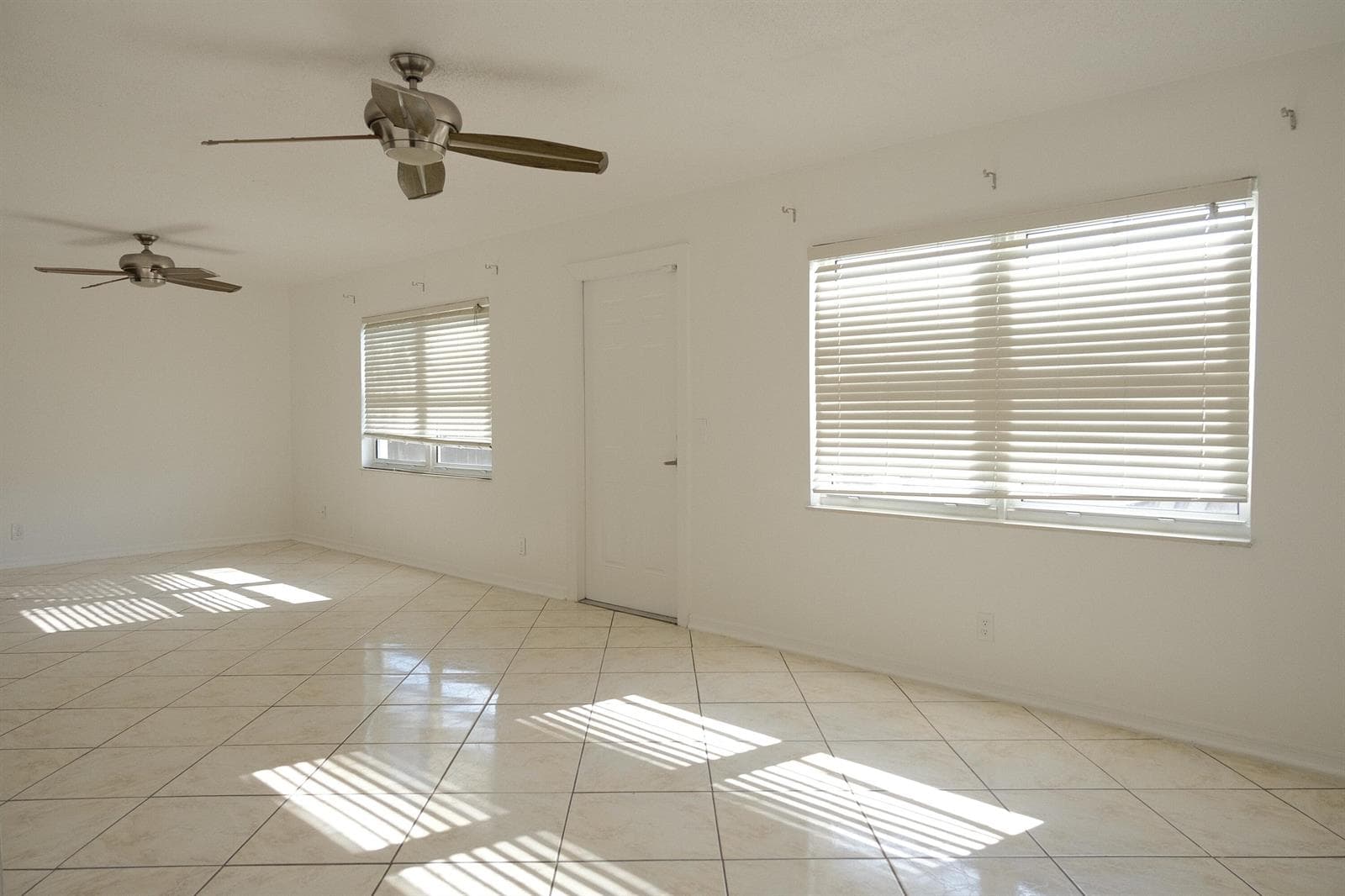 980 Woodland Avenue, West Palm Beach, FL 33415 — zdjęcie 5