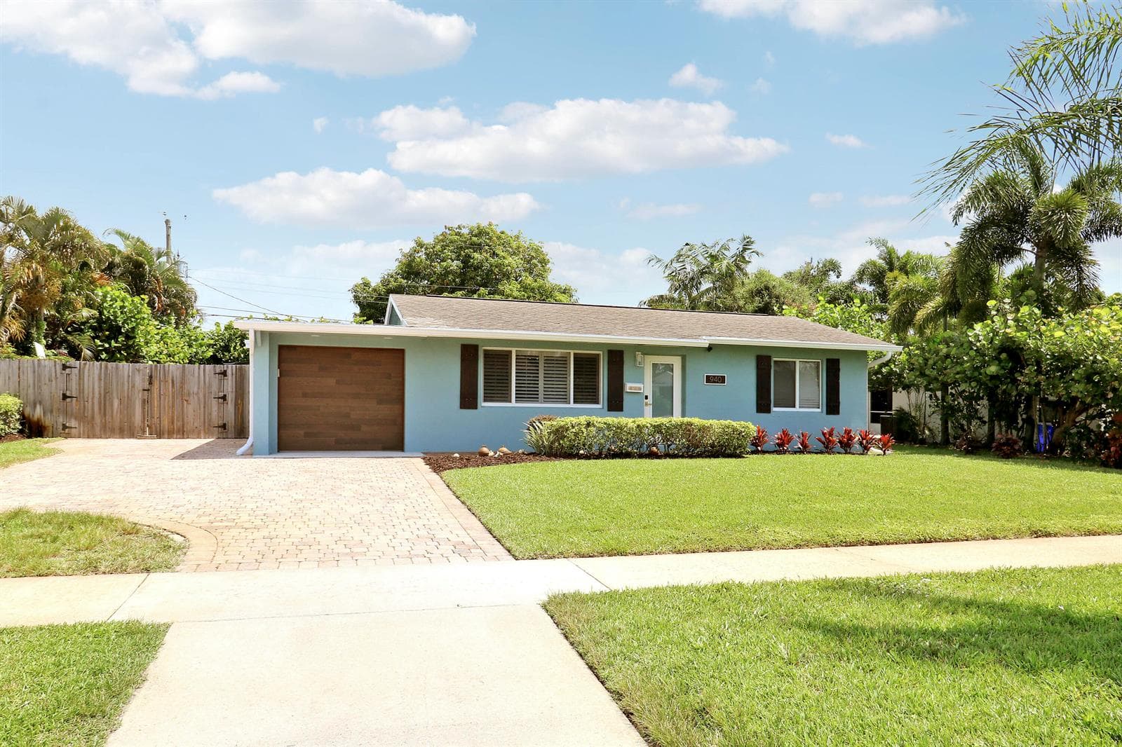 940 Dogwood Road, North Palm Beach, FL 33408 — zdjęcie 2